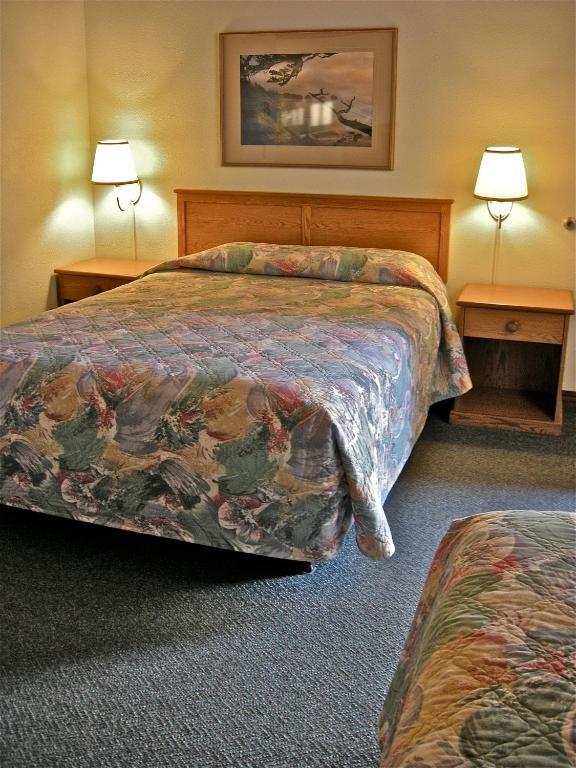 Azalea Lodge Gold Beach Extérieur photo