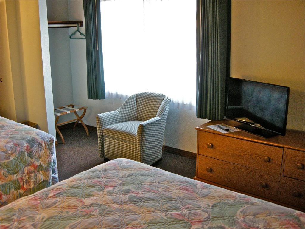 Azalea Lodge Gold Beach Extérieur photo